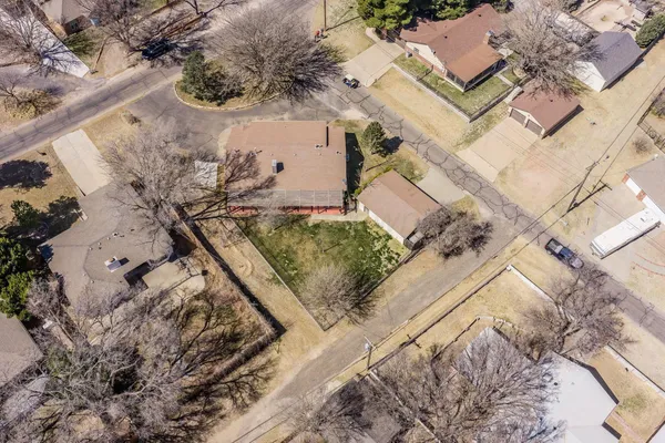 $475,000 | 509 South Shore Drive, Amarillo, TX 79118