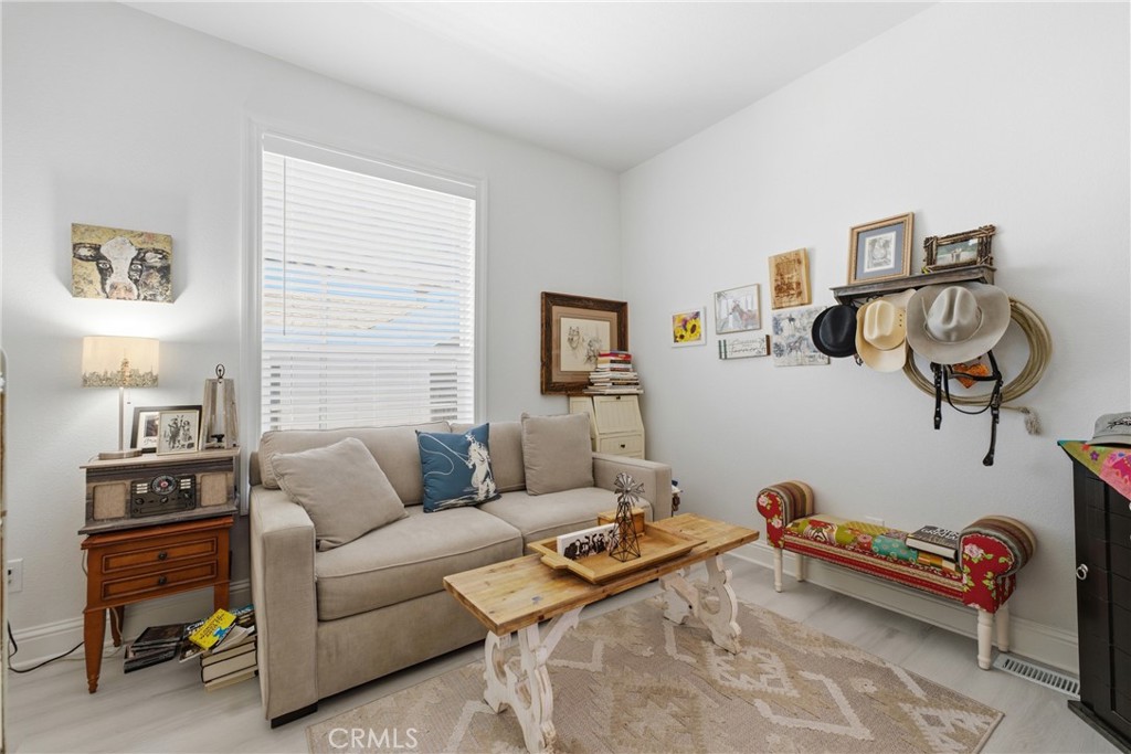 23301 Ridge Rte Drive, Unit 111 Laguna Hills, CA 92653 - Photo 31 of 43