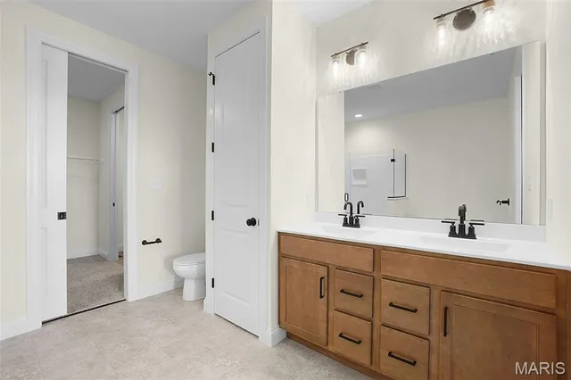 $674,900 | 110 River Grv Court, O'Fallon, MO 63366