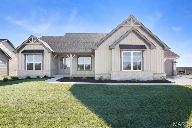 $674,900 | 110 River Grv Court, O'Fallon, MO 63366