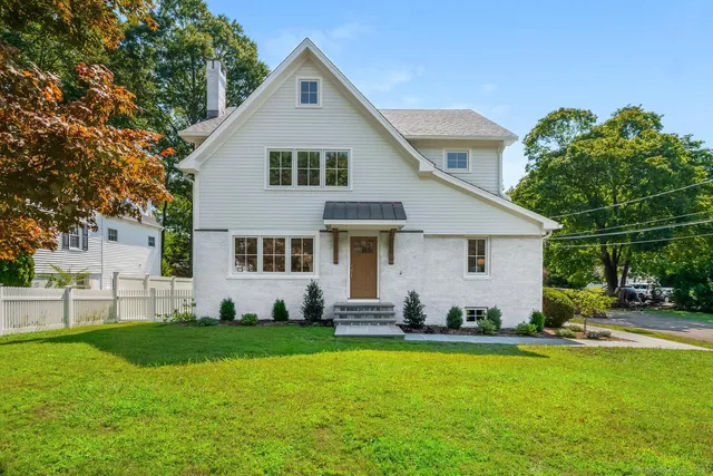 a front view of house with yard