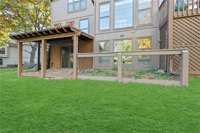 $759,000 | 12813 Catalina Street, Leawood, KS 66209