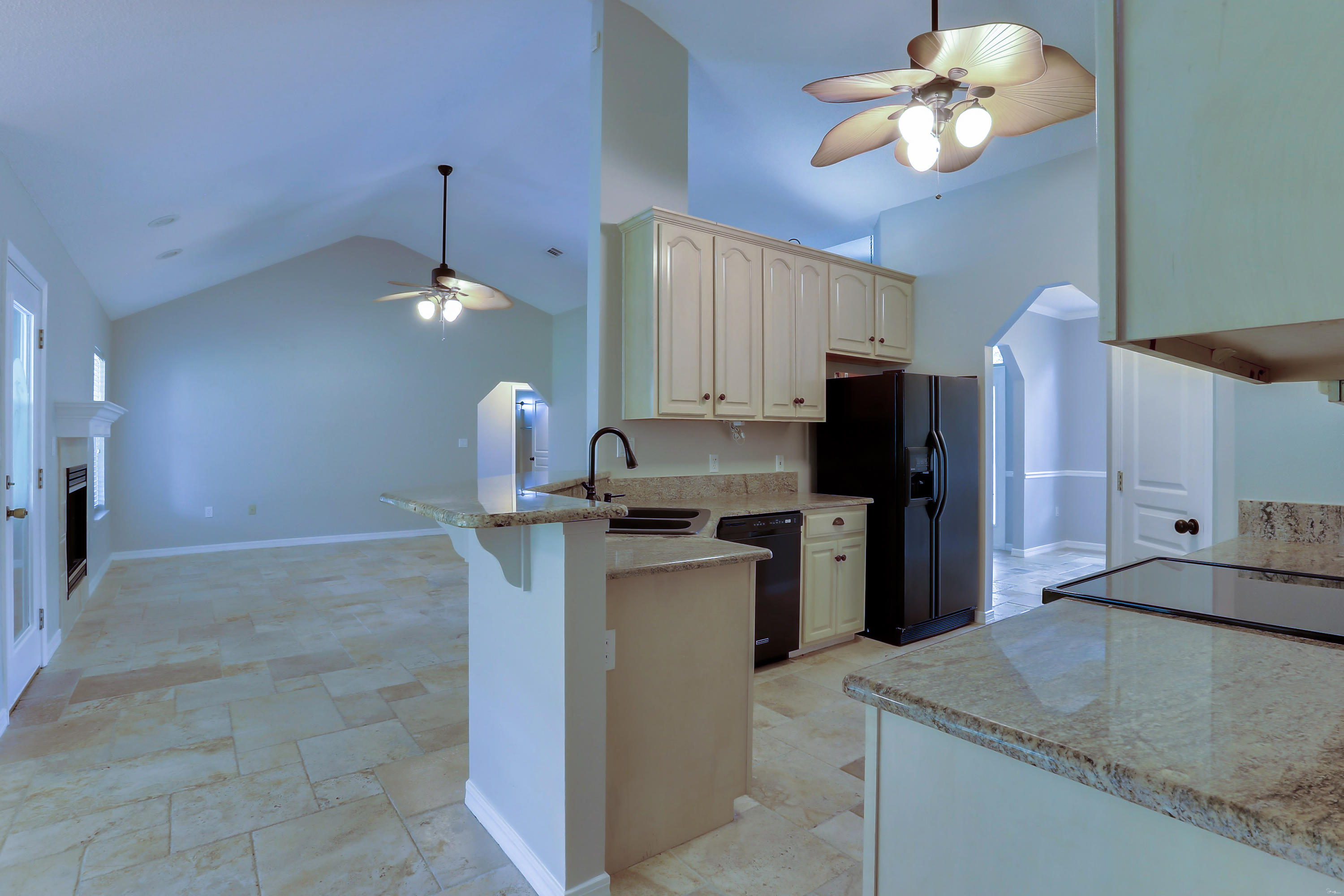 2803 Hogan Lane Crestview, FL 32539 - Photo 12 of 42 IMG_3142