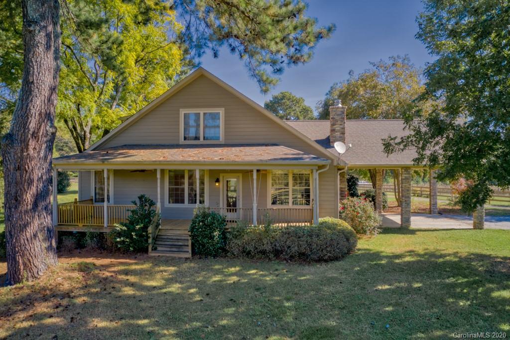 475 Gilbert Road Columbus, NC 28722 - Photo 4 of 45 a view of a yard in front of house