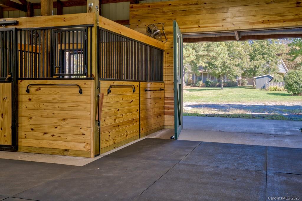 475 Gilbert Road Columbus, NC 28722 - Photo 38 of 45 a view of a house with a outdoor space