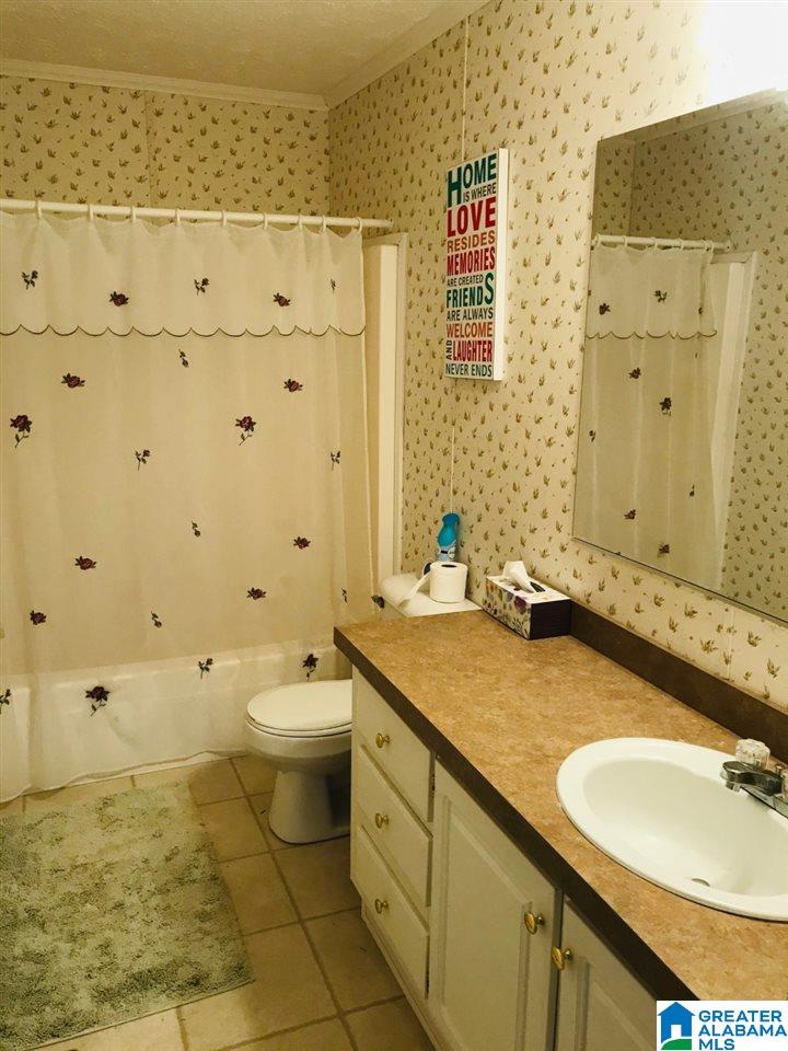 5096 Riles Drive Bessemer, AL 35022 - Photo 8 of 32