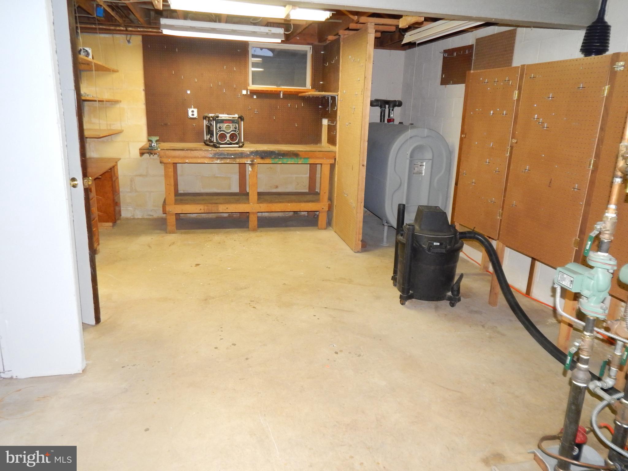 1669 County Line Road Bechtelsville, PA 19505 - Photo 22 of 31 Gallery Image 22