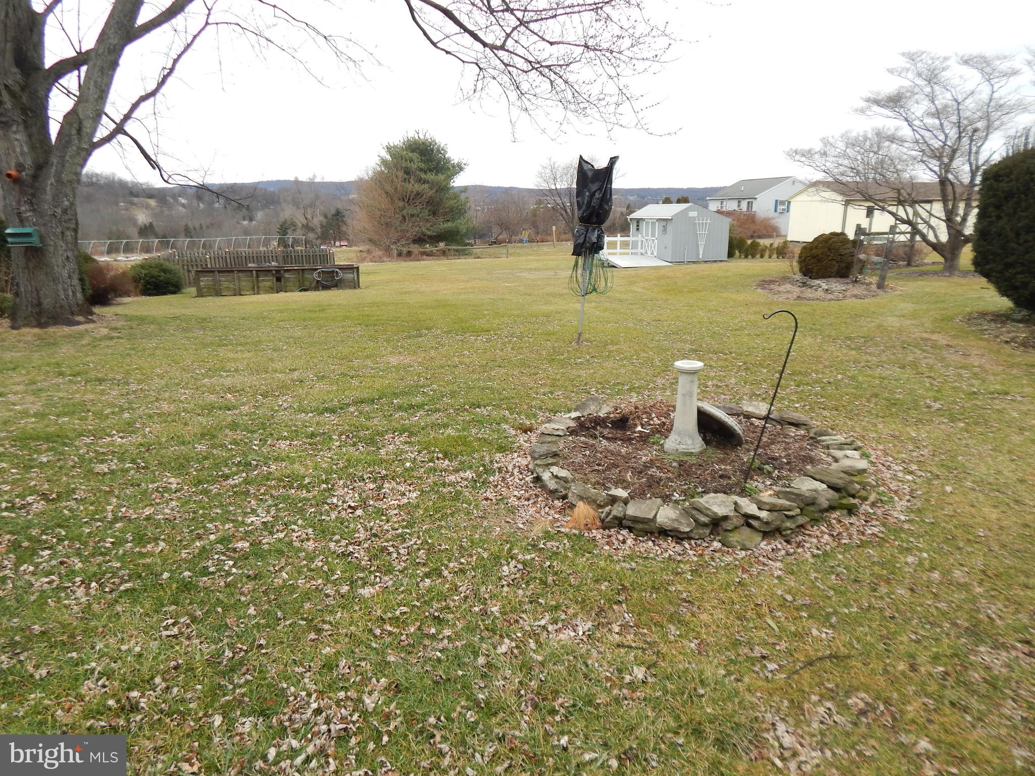 1669 County Line Road Bechtelsville, PA 19505 - Photo 28 of 31 Gallery Image 28