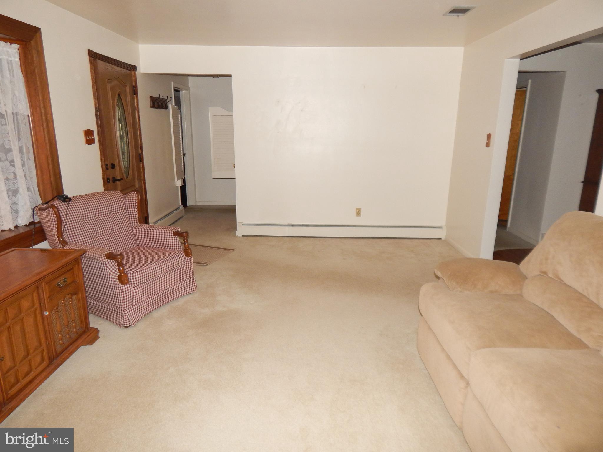 1669 County Line Road Bechtelsville, PA 19505 - Photo 5 of 31 Gallery Image 5