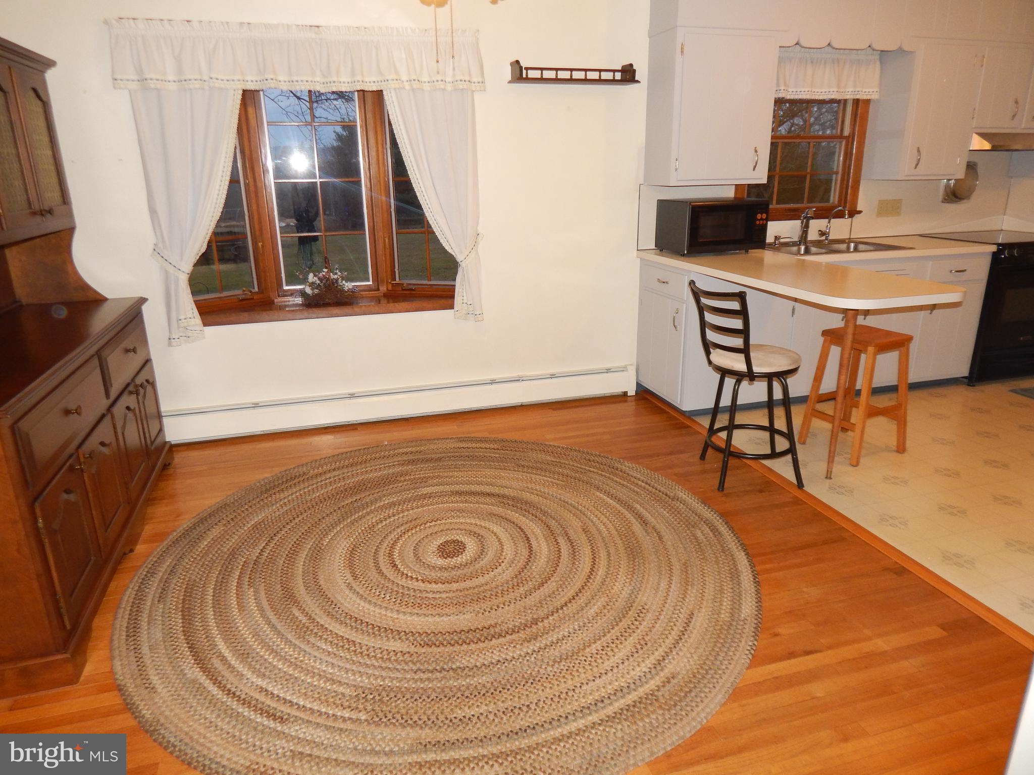 1669 County Line Road Bechtelsville, PA 19505 - Photo 8 of 31 Gallery Image 8