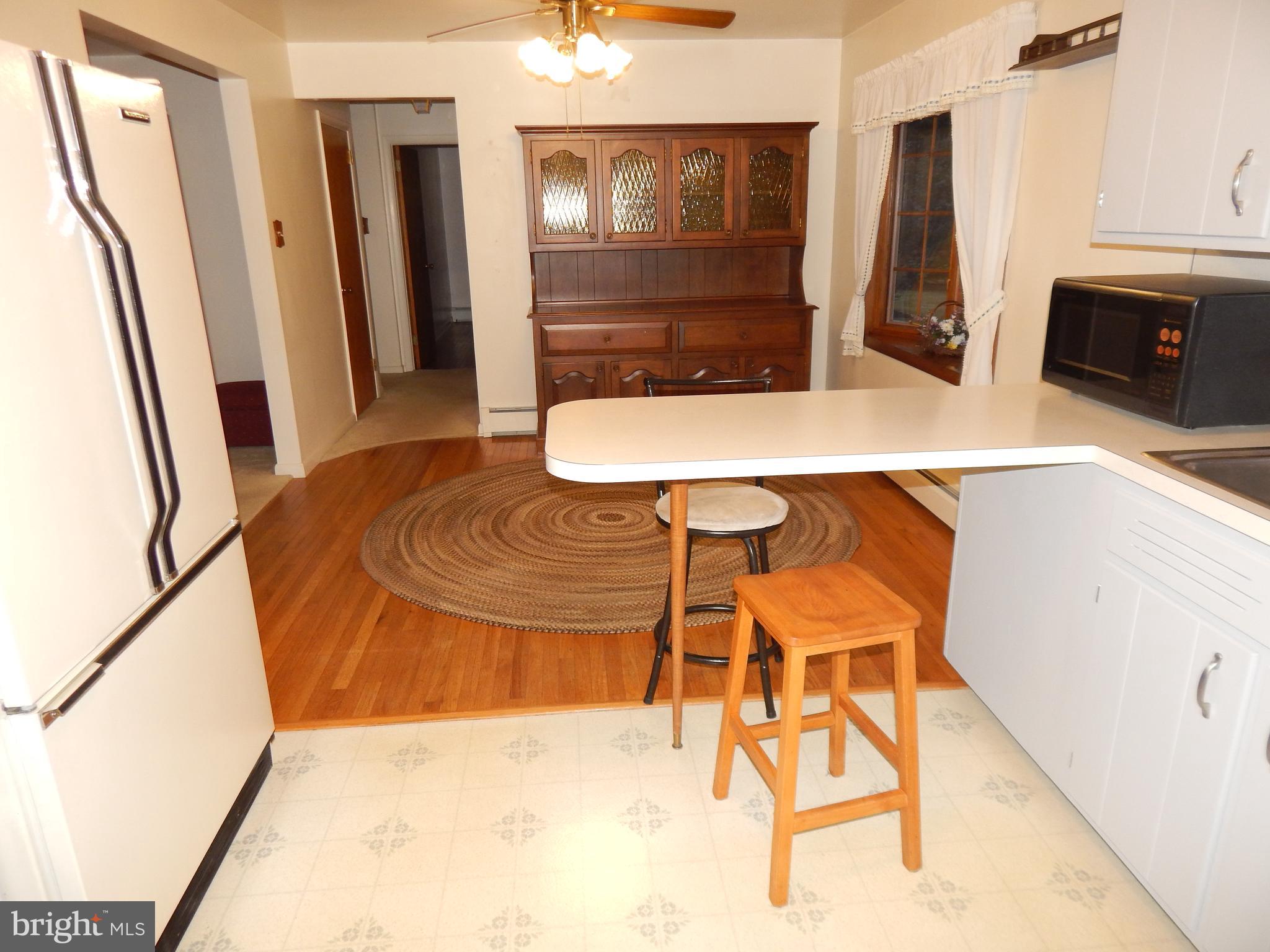 1669 County Line Road Bechtelsville, PA 19505 - Photo 9 of 31 Gallery Image 9
