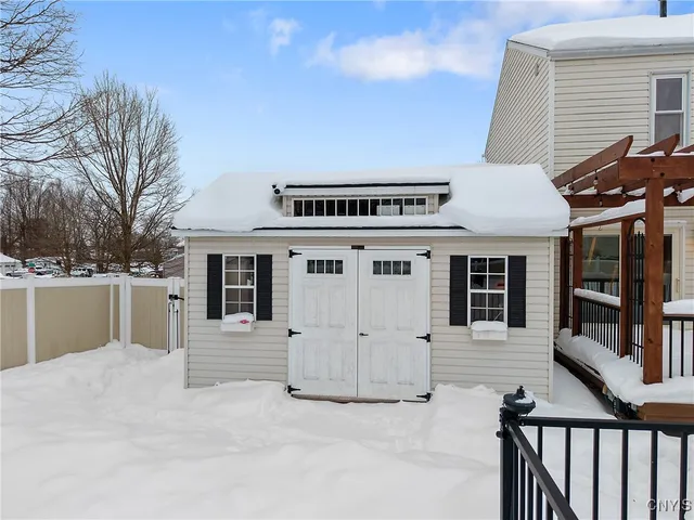 $375,000 | 5503 Rockhampton Path, Clay, NY 13041