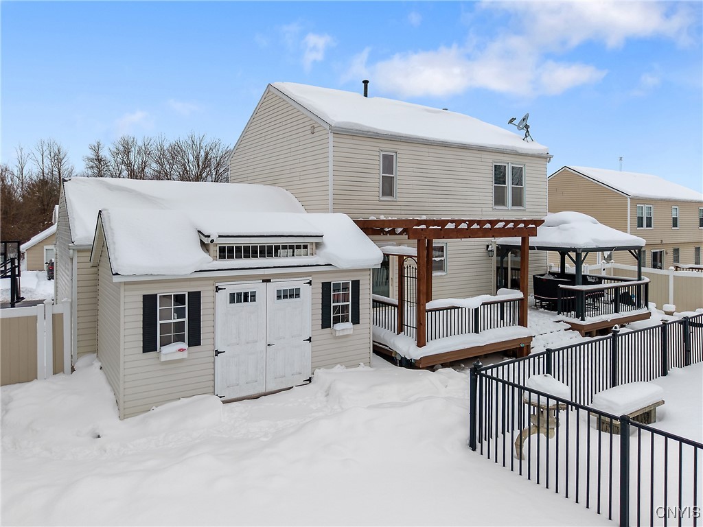 5503 Rockhampton Path Clay, NY 13041 - Photo 39 of 47