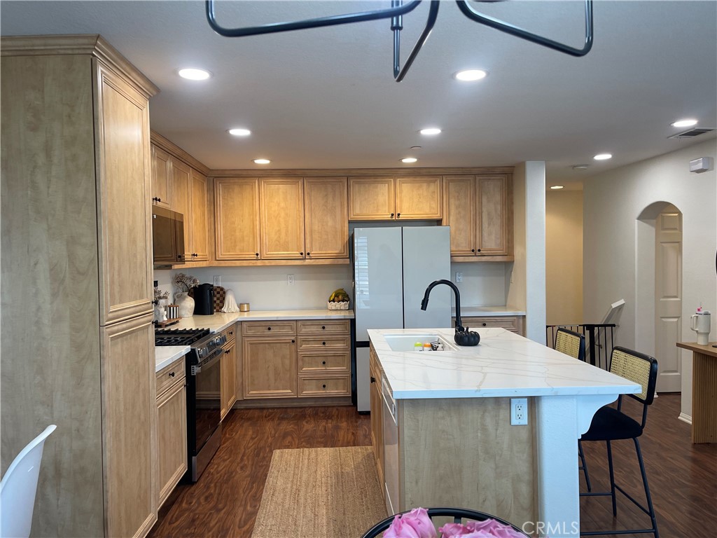 3774 Dunkirk Drive Oxnard, CA 93035 - Photo 8 of 16