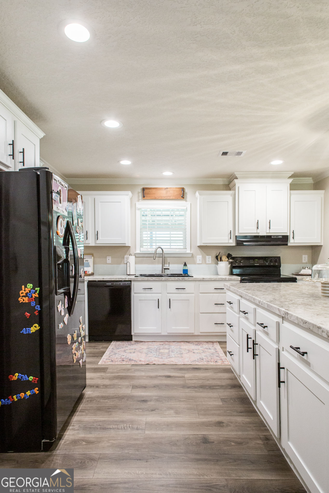 2702 Ware Street Blackshear, GA 31516 - Photo 8 of 33