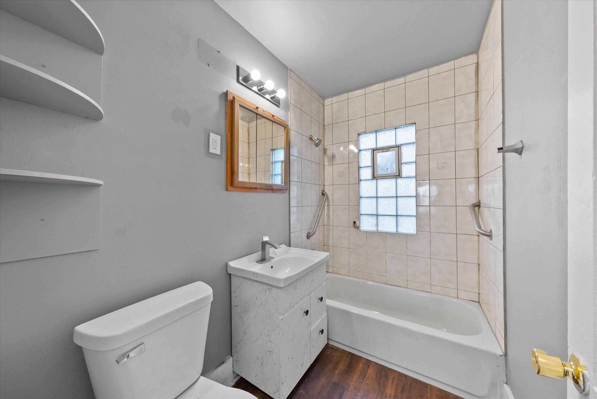 3905 North 13th Street, Unit 3907 Milwaukee, WI 53206 - Photo 12 of 44 12-Lower Bathroom