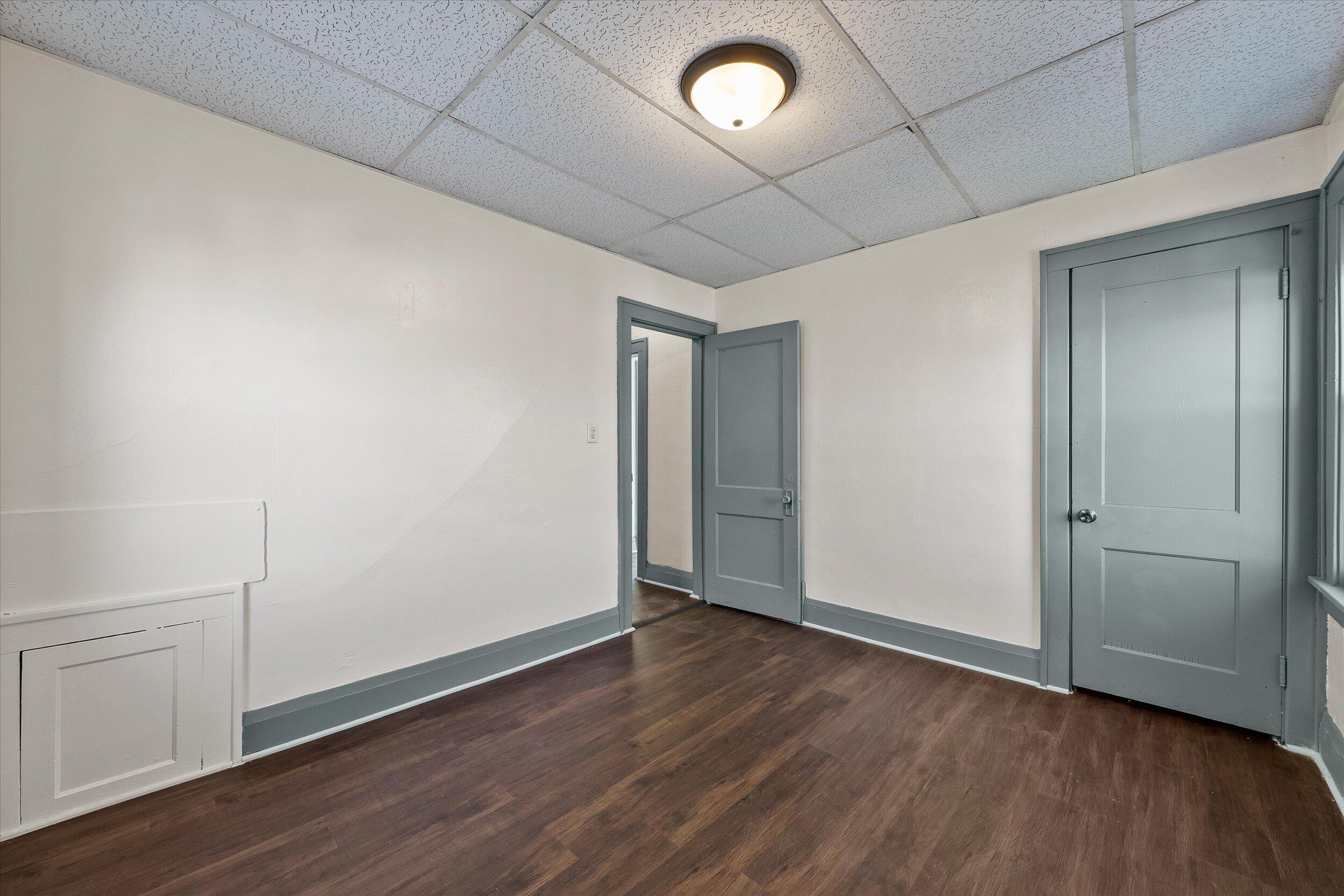 3905 North 13th Street, Unit 3907 Milwaukee, WI 53206 - Photo 25 of 44 25-Upper Bedroom