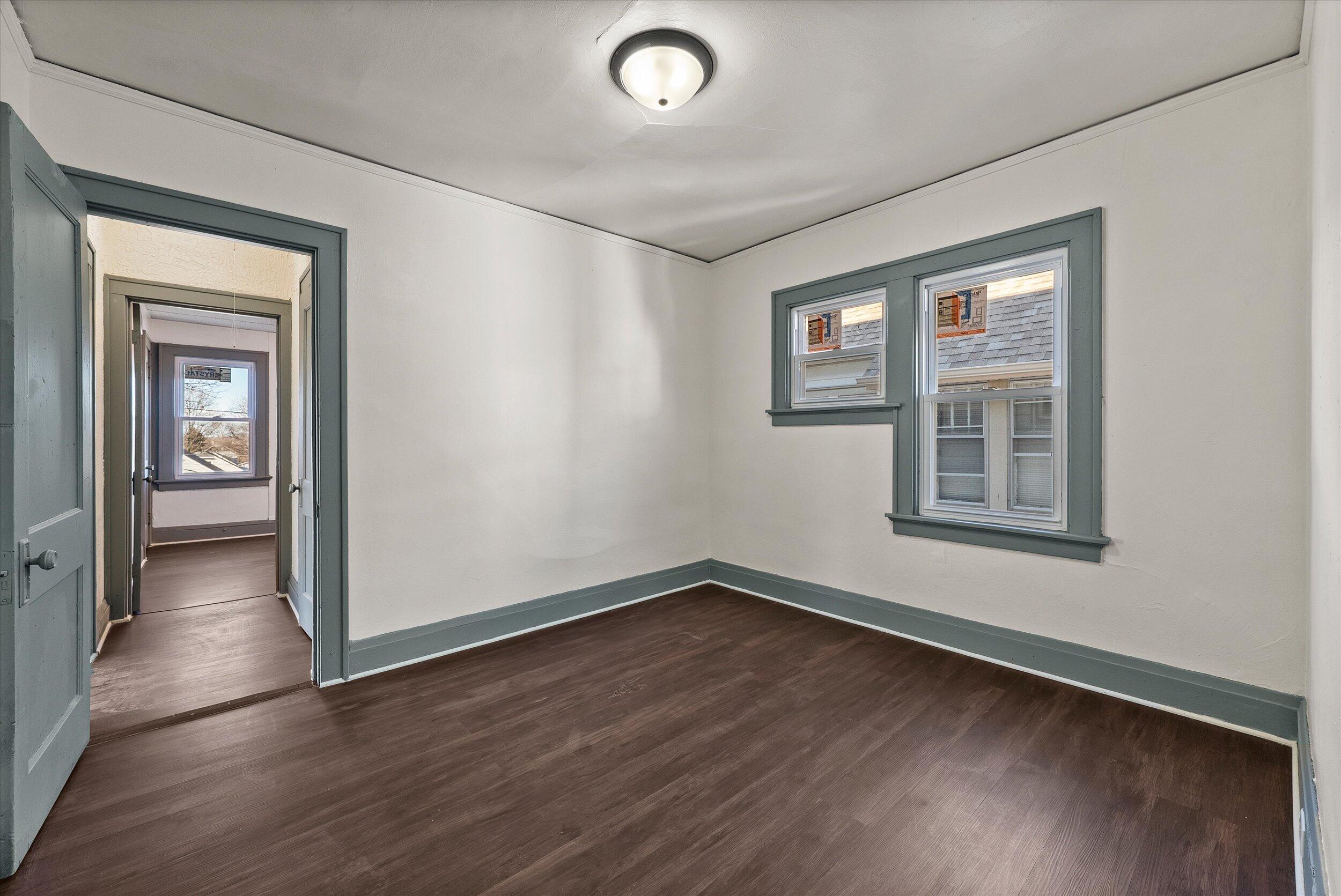 3905 North 13th Street, Unit 3907 Milwaukee, WI 53206 - Photo 28 of 44 28-Upper Bedroom
