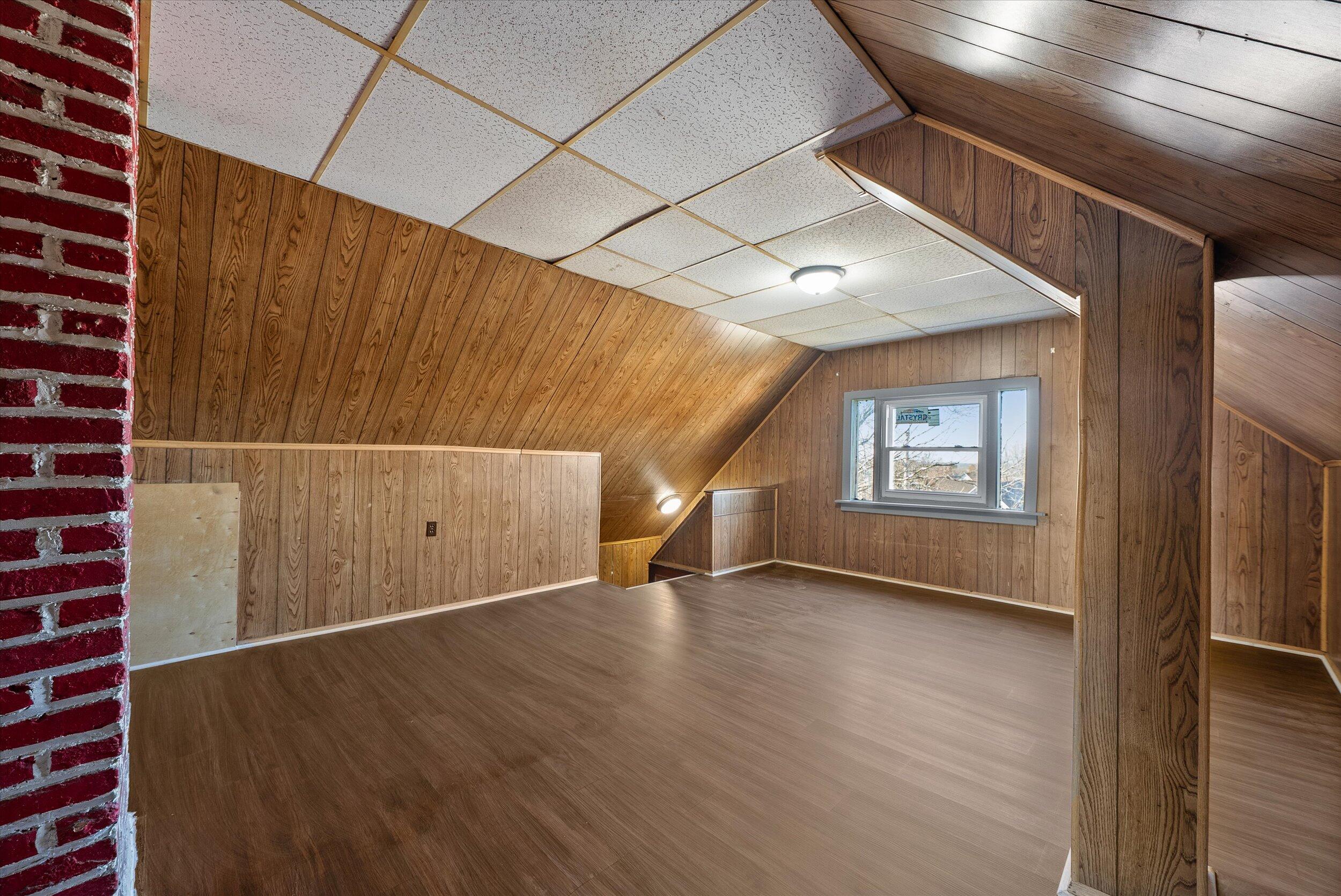 3905 North 13th Street, Unit 3907 Milwaukee, WI 53206 - Photo 30 of 44 30-Third Floor