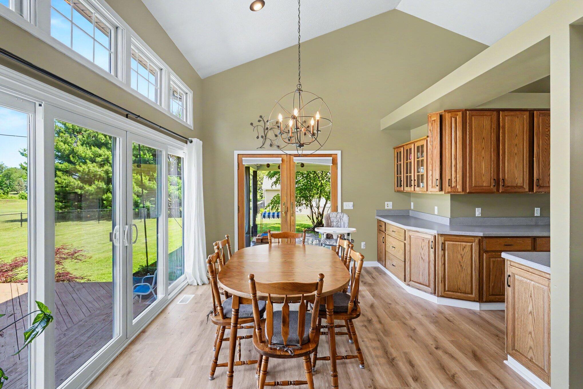 10464 Hankerd Road Pleasant Lake, MI 49272 - Photo 6 of 28 Dining