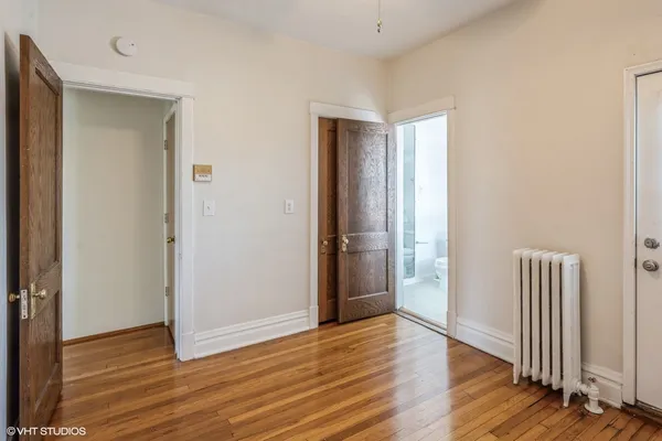 $1,400 | 5618 North Winthrop Avenue, Unit 3R, Chicago, IL 60660