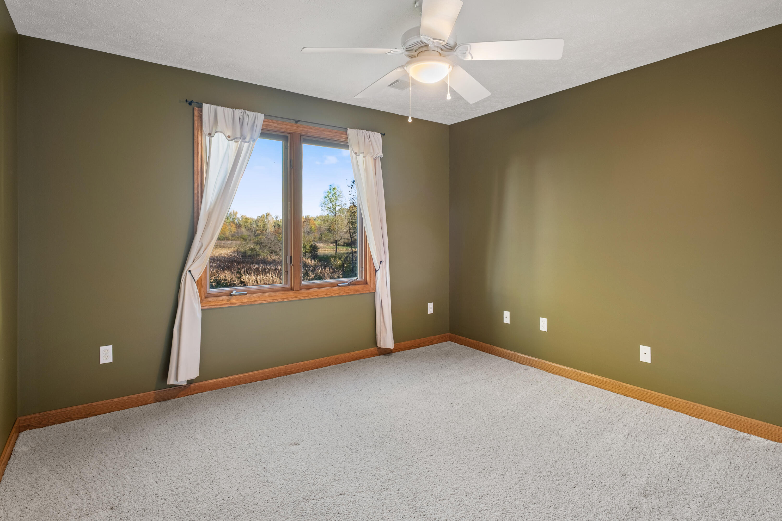 3665 Jason Ridge Lane Southwest Grand Rapids, MI 49534 - Photo 25 of 27 Bedroom