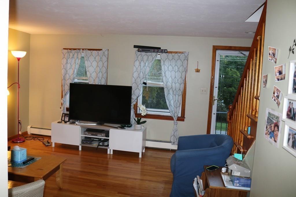 10 Rockrimmon Road Worcester, MA 01602 - Photo 5 of 37 Gallery Image 5