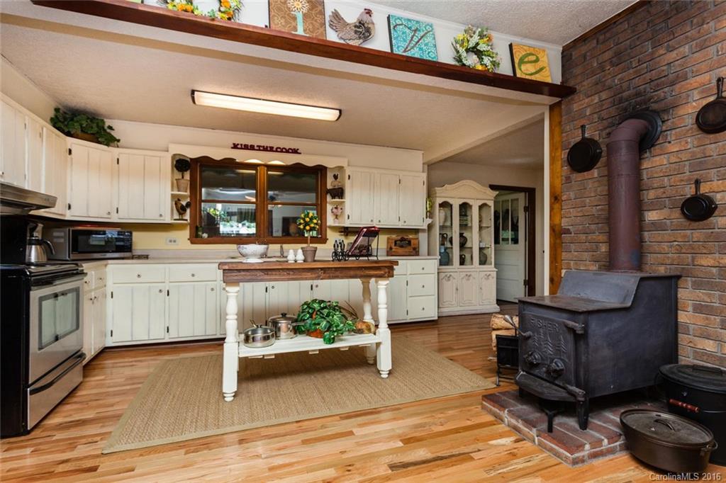 1614 Iron Duff Road Waynesville, NC 28785 - Photo 10 of 23