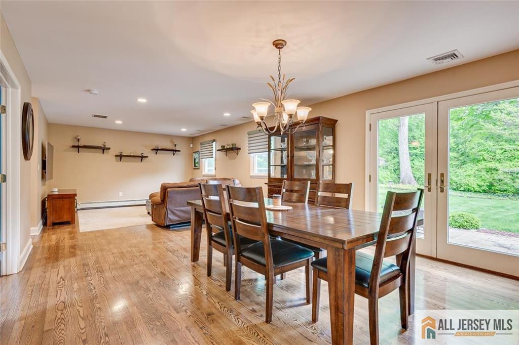 114 Old Beekman Road Monmouth Junction, NJ 08852 - Photo 8 of 32