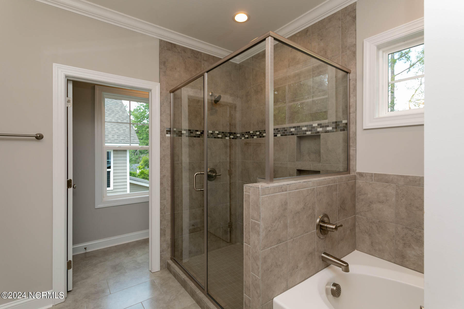 525 North Sycamore Street Aberdeen, NC 28315 - Photo 28 of 43 primary bath3