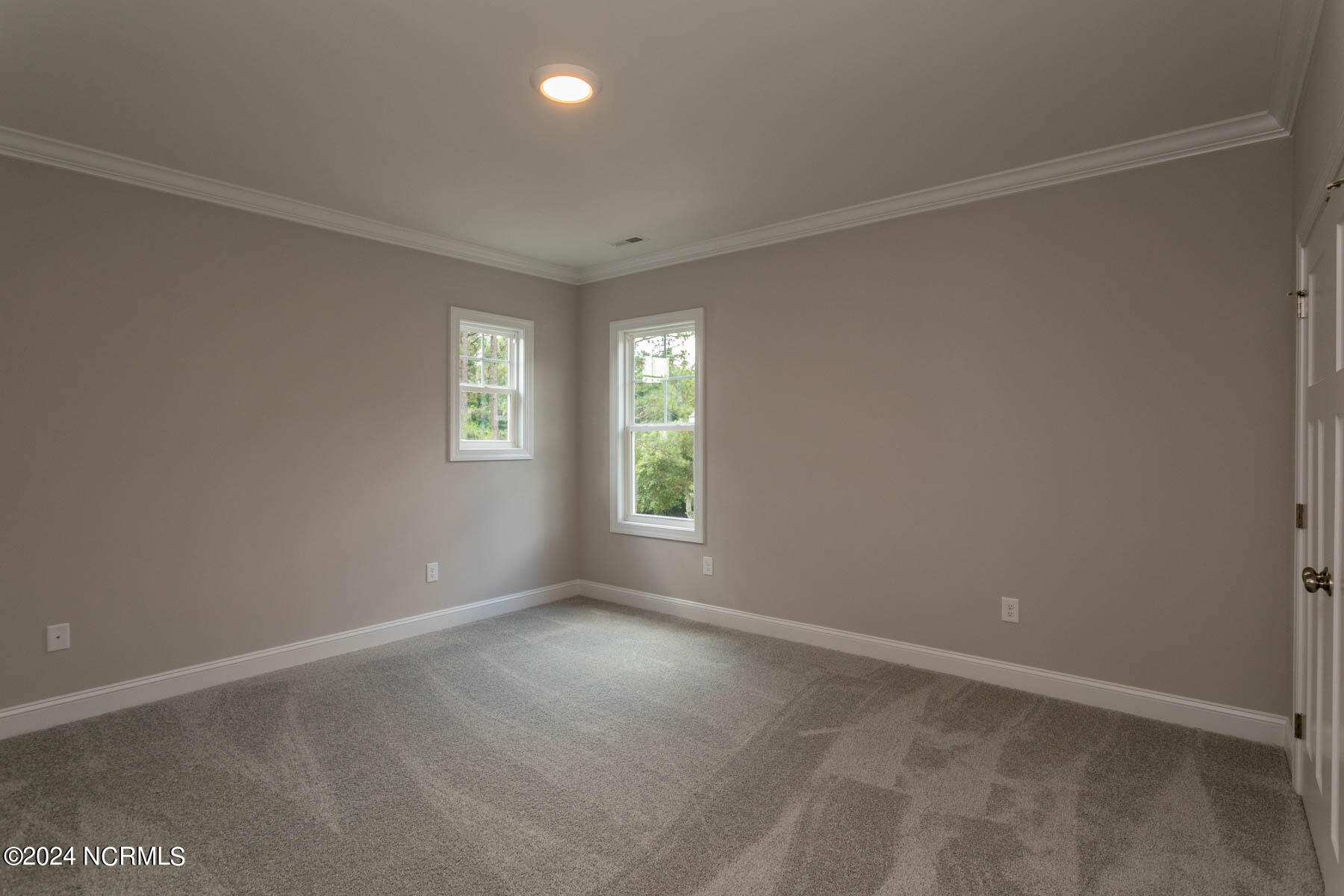 525 North Sycamore Street Aberdeen, NC 28315 - Photo 34 of 43 bedroom2-1