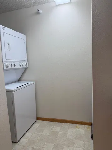 $170,000 | 610 Whiskey Road Northwest, Unit 311, Isanti, MN 55040