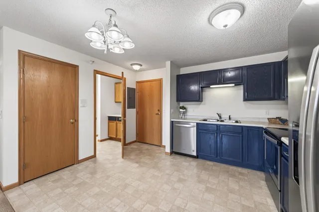 $170,000 | 610 Whiskey Road Northwest, Unit 311, Isanti, MN 55040