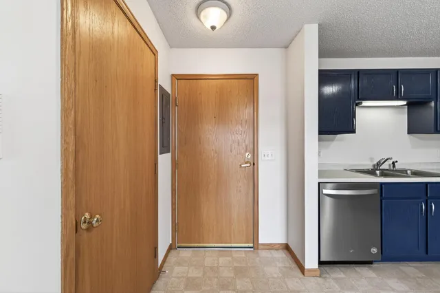 $170,000 | 610 Whiskey Road Northwest, Unit 311, Isanti, MN 55040