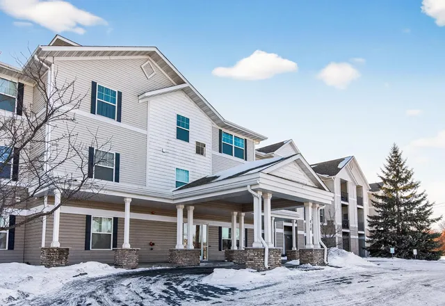 $170,000 | 610 Whiskey Road Northwest, Unit 311, Isanti, MN 55040