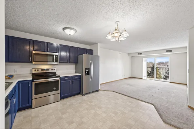 $170,000 | 610 Whiskey Road Northwest, Unit 311, Isanti, MN 55040