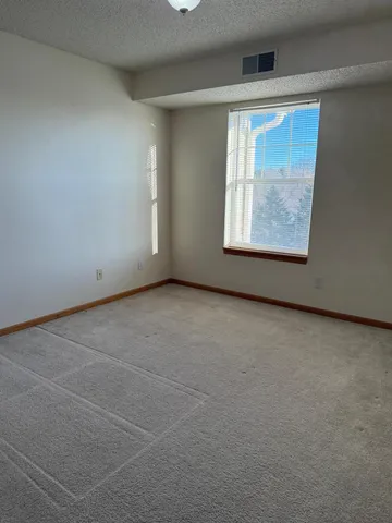 $170,000 | 610 Whiskey Road Northwest, Unit 311, Isanti, MN 55040