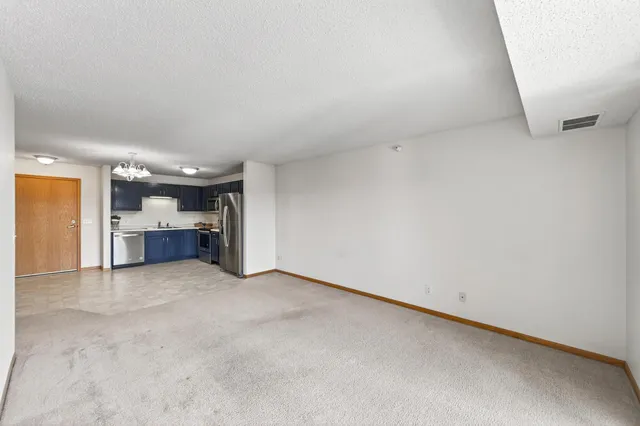 $170,000 | 610 Whiskey Road Northwest, Unit 311, Isanti, MN 55040