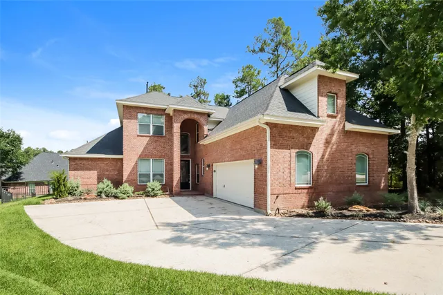 $2,160 | 13605 Falcon Court, Montgomery, TX 77356