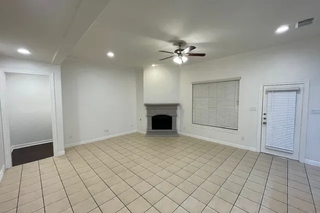 $2,160 | 13605 Falcon Court, Montgomery, TX 77356