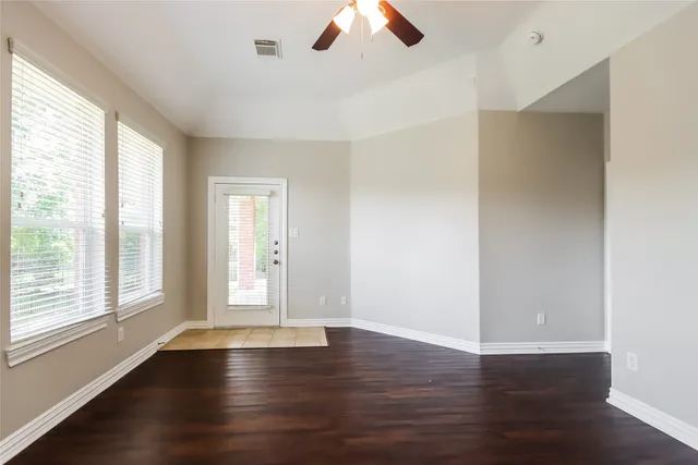 $2,160 | 13605 Falcon Court, Montgomery, TX 77356