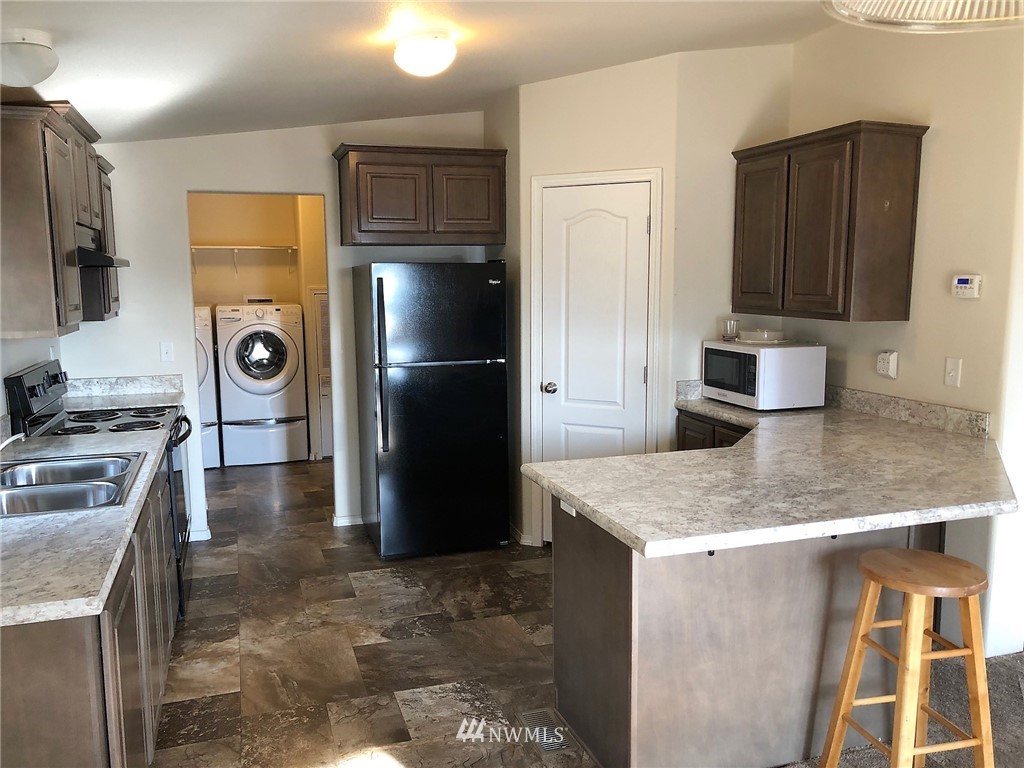 72 Lake Bluff Road North Tonasket, WA 98855 - Photo 4 of 21 Gallery Image 4