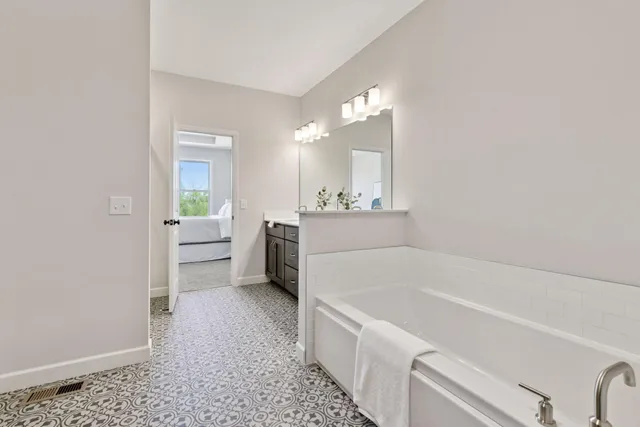 $669,900 | 18655 Icebox Lane, Lakeville, MN 55044