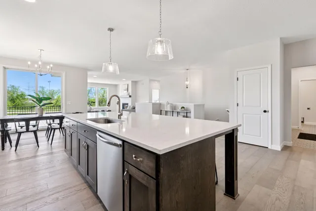 $669,900 | 18655 Icebox Lane, Lakeville, MN 55044