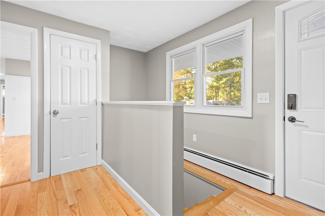 7 Circle Drive Coventry, RI 02816 - Photo 15 of 21