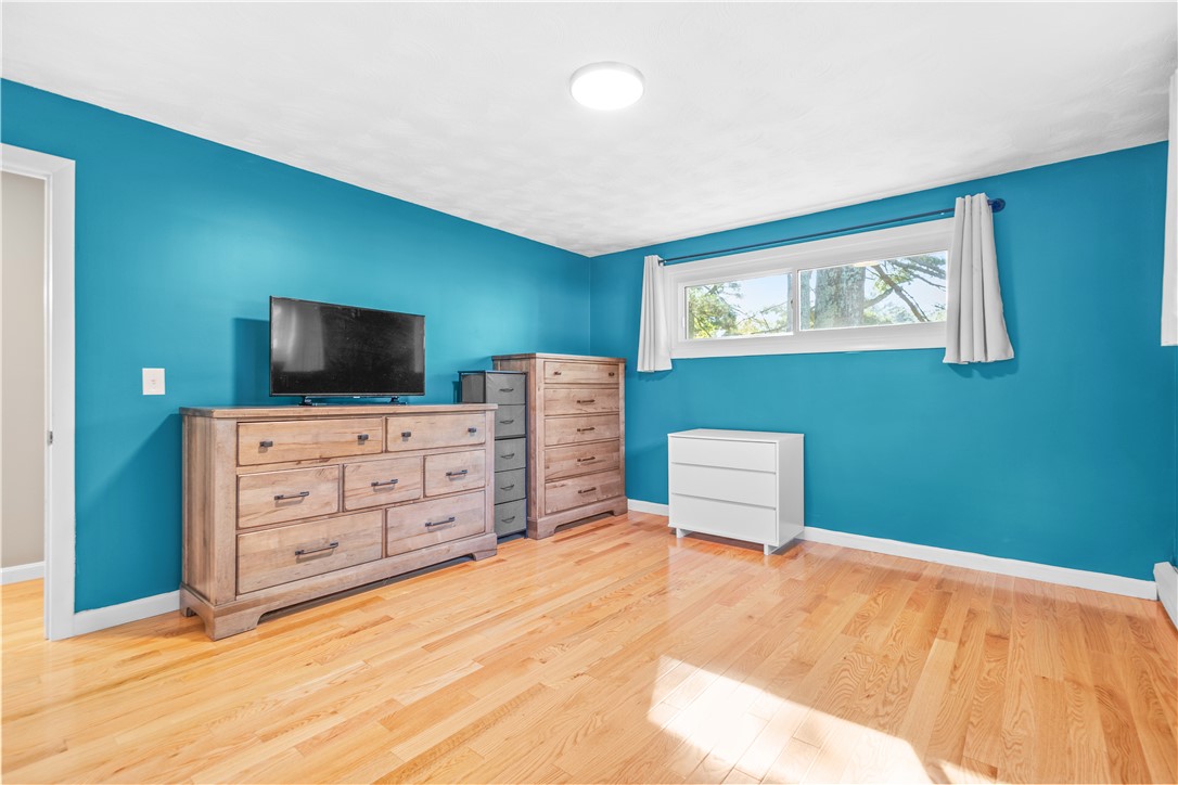 7 Circle Drive Coventry, RI 02816 - Photo 10 of 21