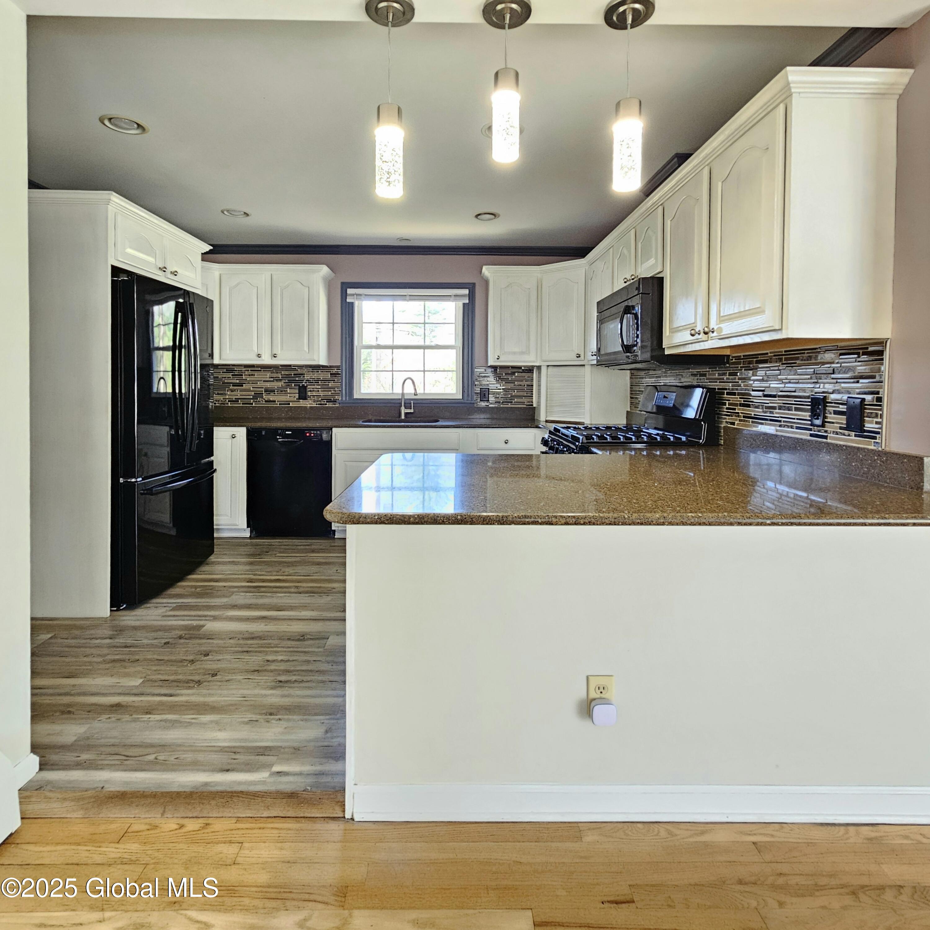 133 Mosher Road Bethlehem, NY 12054 - Photo 12 of 46 20250319_101759