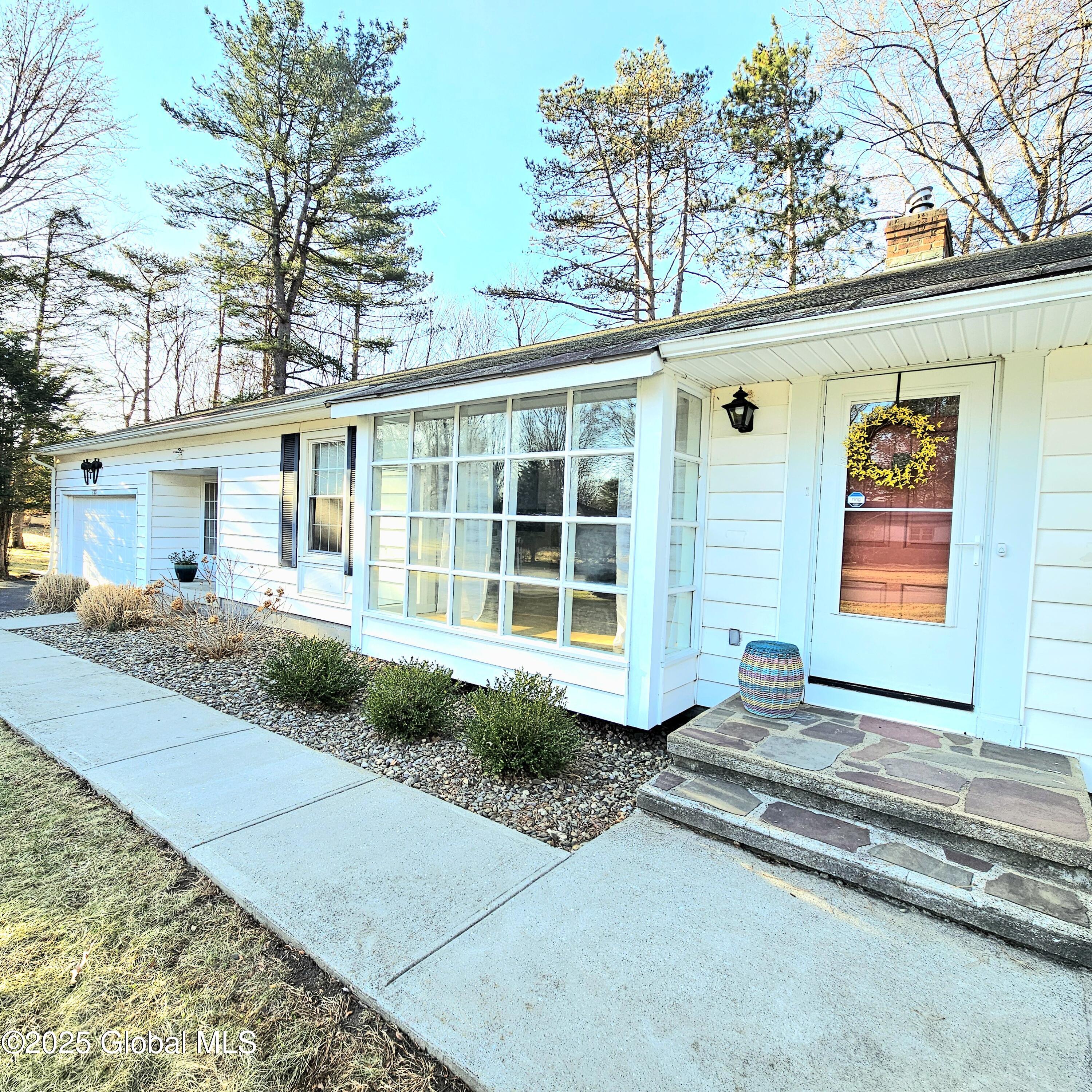 133 Mosher Road Bethlehem, NY 12054 - Photo 2 of 46 20250319_084833