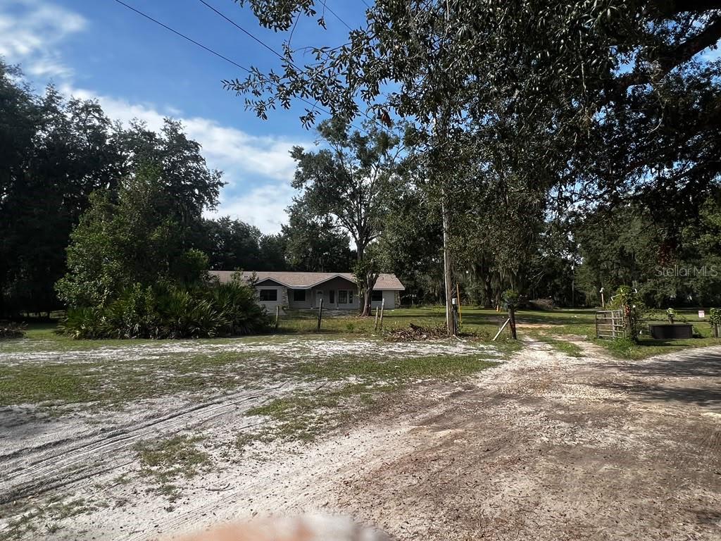 5924 Southwest 42nd Street Bushnell, FL 33513 - Photo 3 of 23 Gallery Image 3