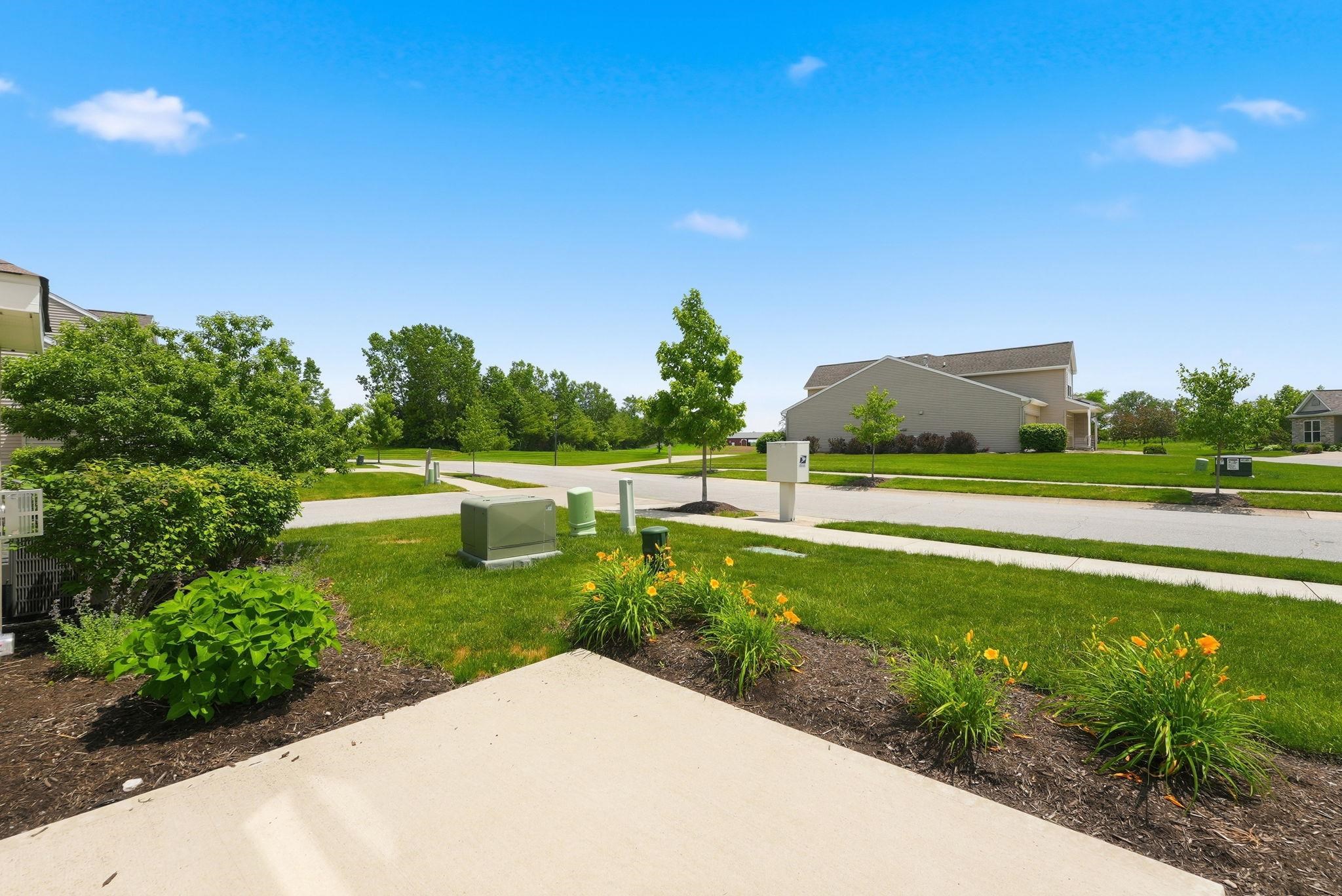 10001 Oak Trail Road Fort Wayne, IN 46825 - Photo 27 of 33